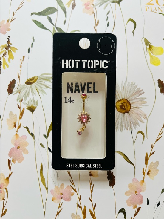 Hot Topic Jewelry - Hot Topic Gold Pink Bling Heart Navel Belly Ring 14G NWT